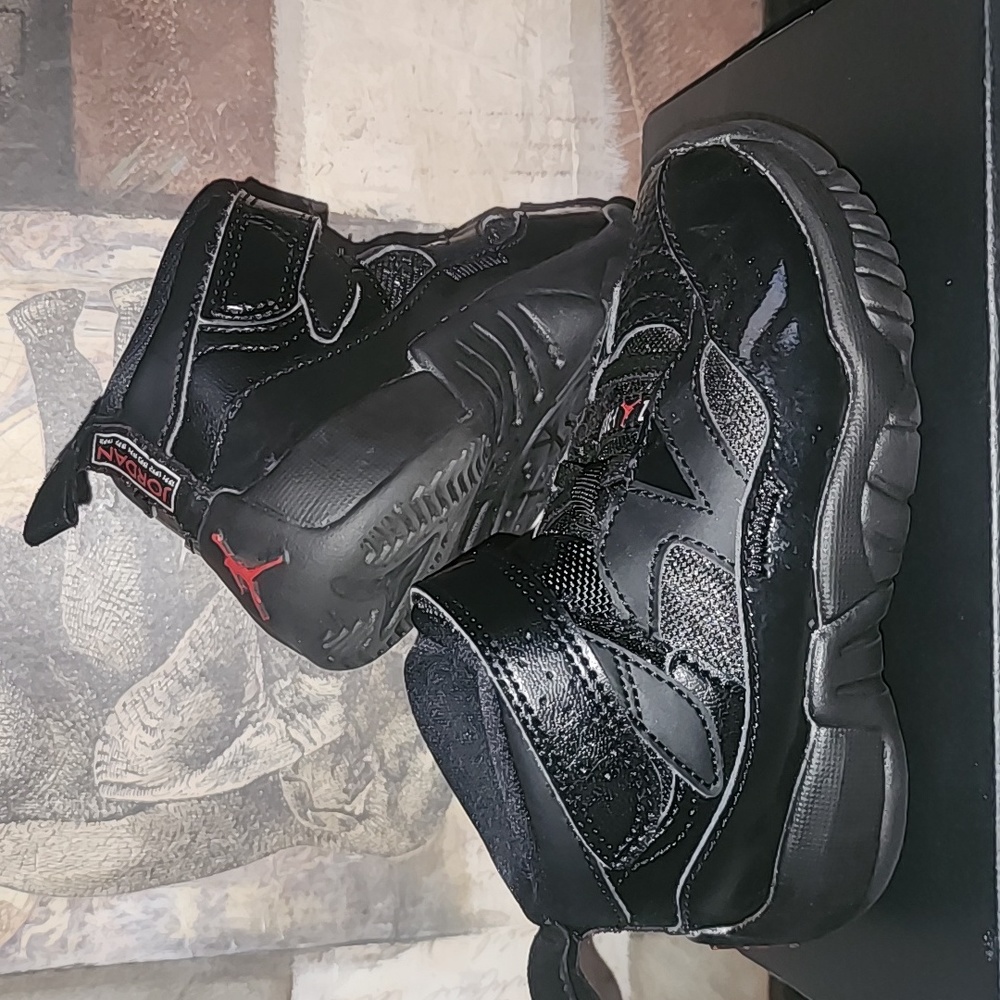 Jumpman Two Trey (TD) size 8c